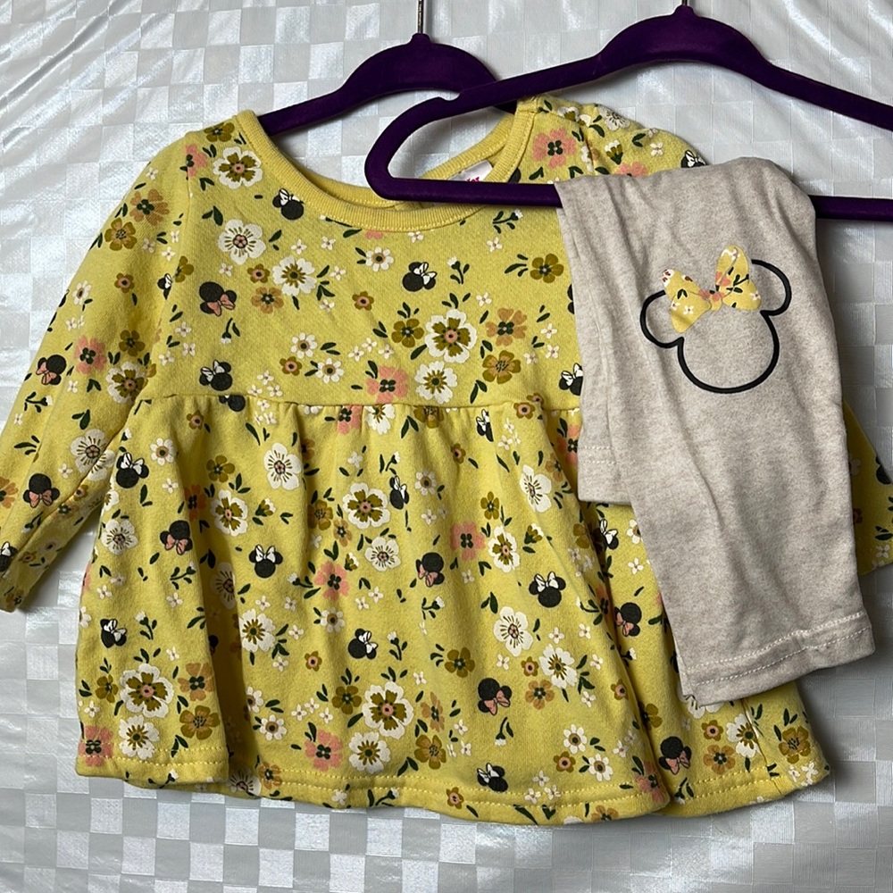 Disney Yellow set
